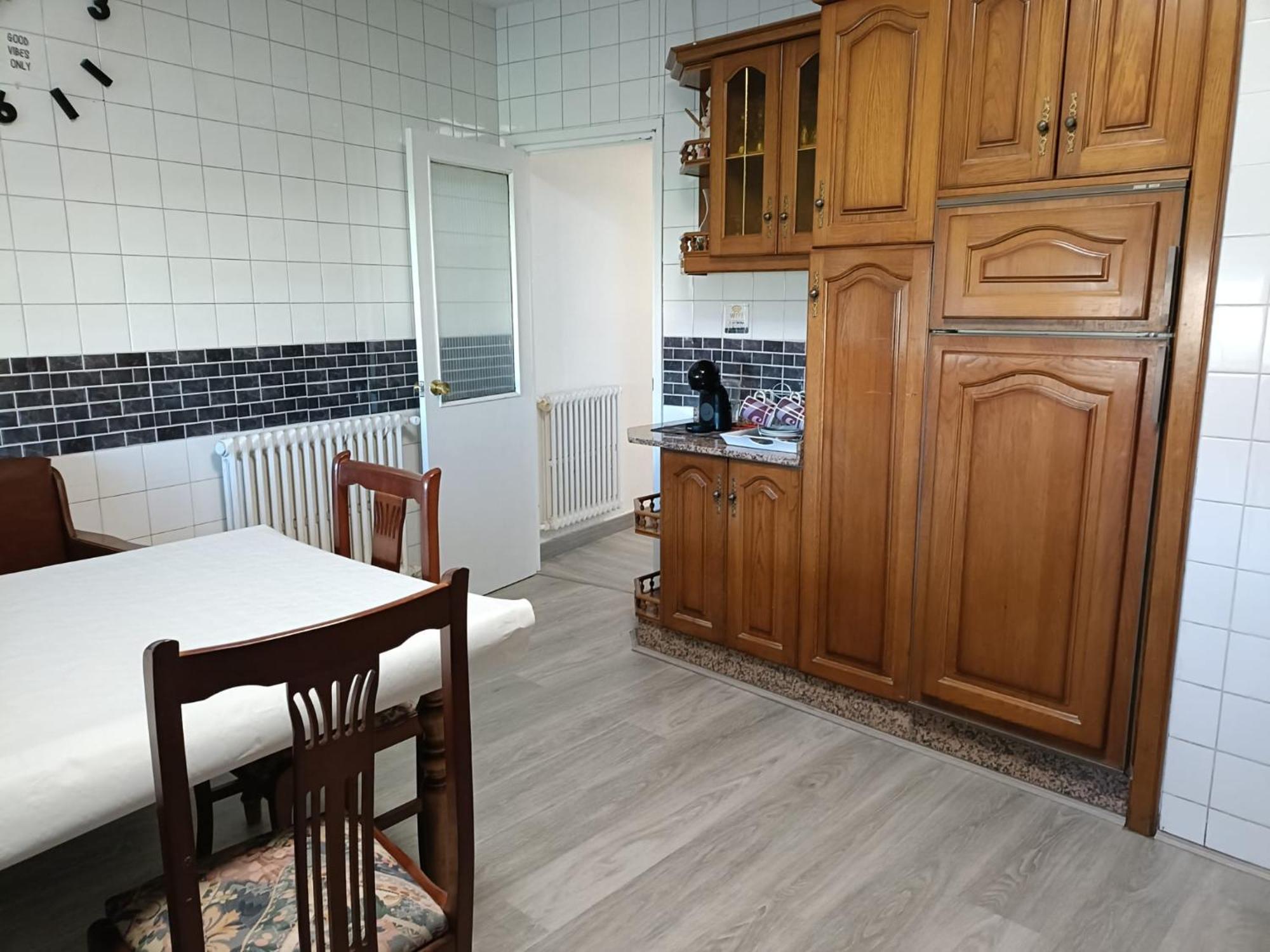 Apartamento Shenzhen En Astorga Camino De Santiago Cochera Bicis 外观 照片